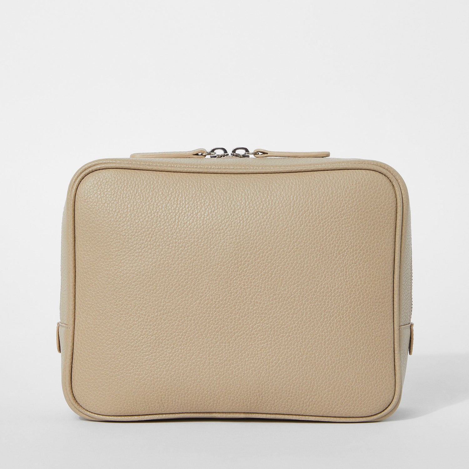 Full-Grain Leather Toiletry Bag