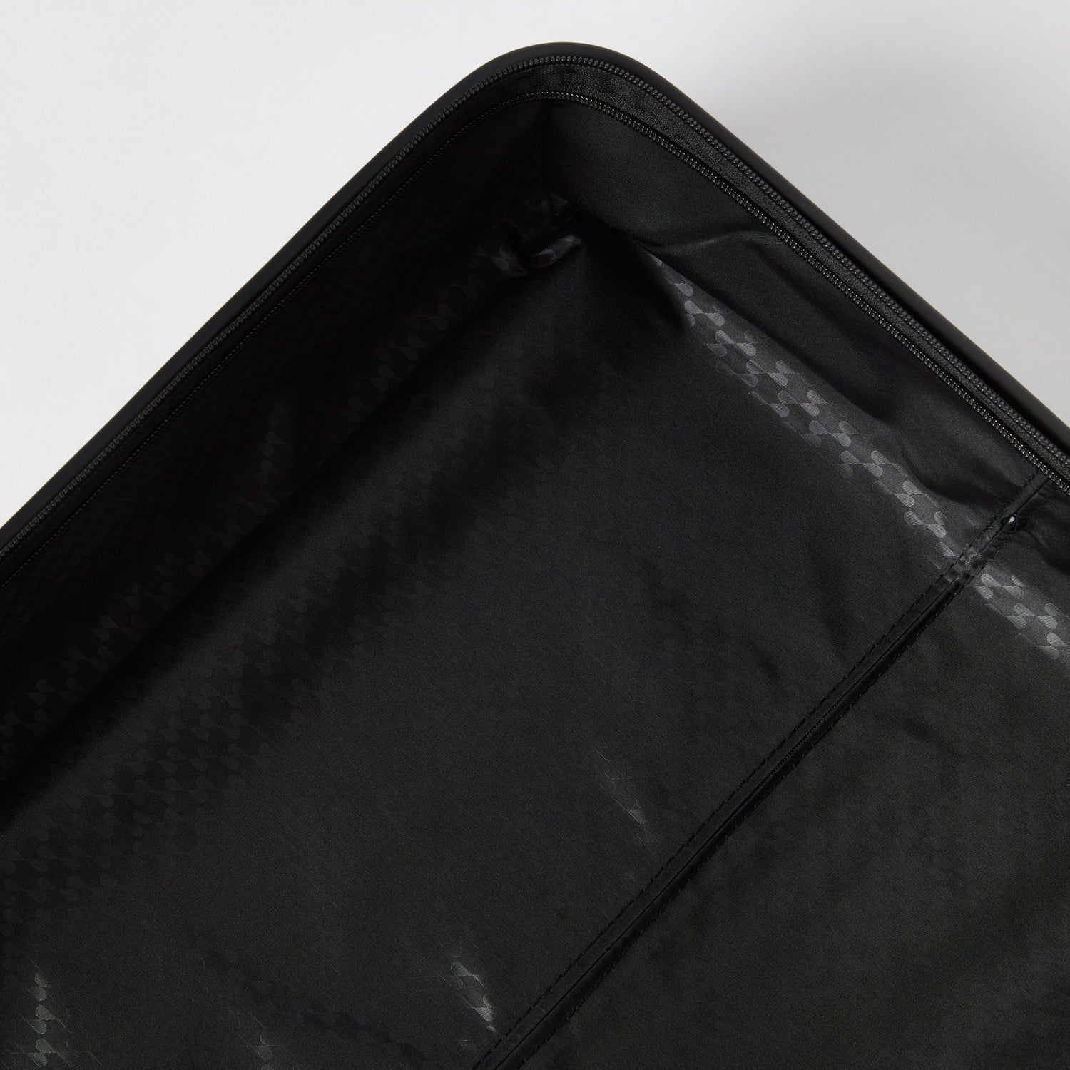 Lightweight Classic Check In Suitcase