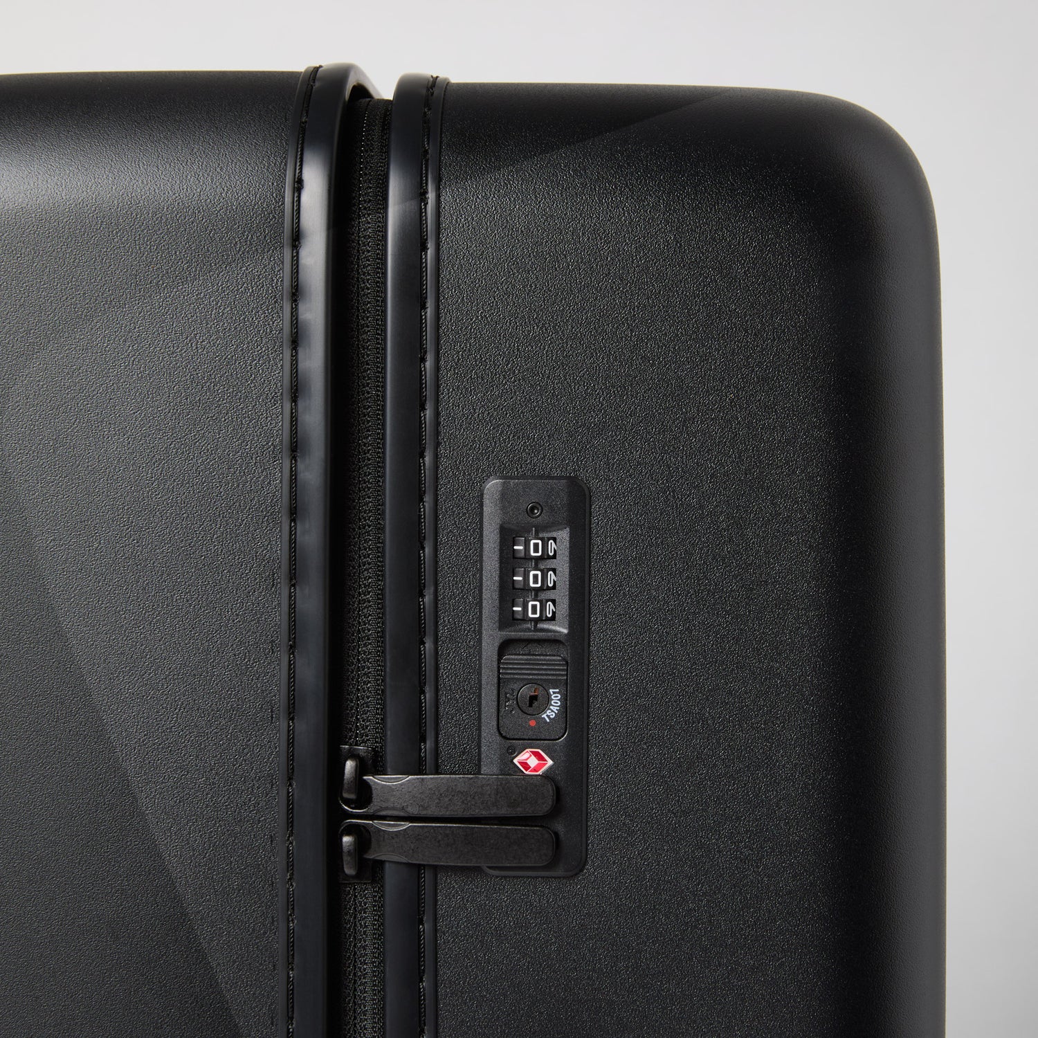 Lightweight Classic Large Check In Suitcase