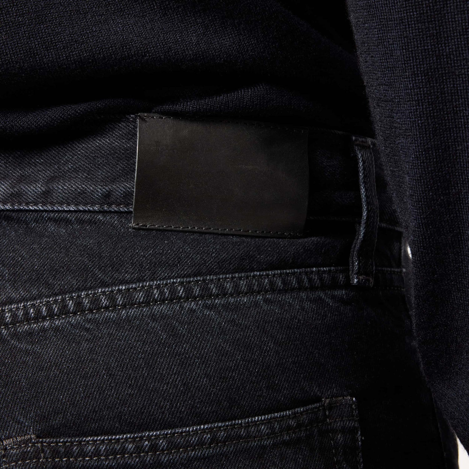 Men's Regular Fit Tapered Denim