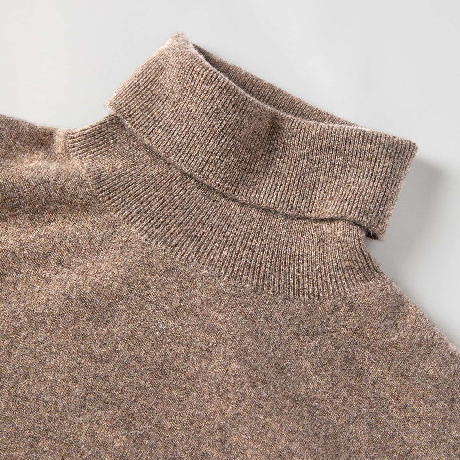 Men's Cashmere Roll Neck Sweater