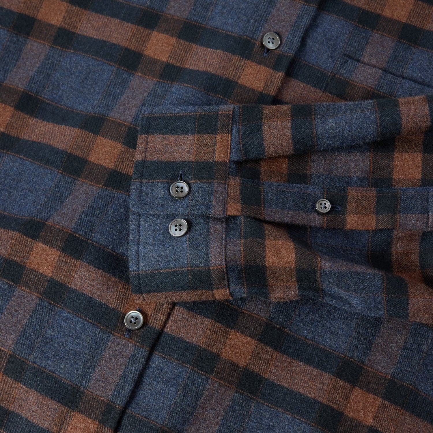 Men's Relaxed Cotton Flannel Shirt