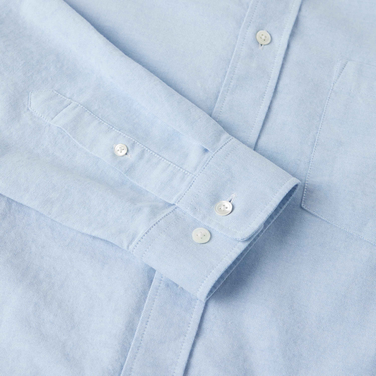 Men's Relaxed Button-Down Oxford Shirt
