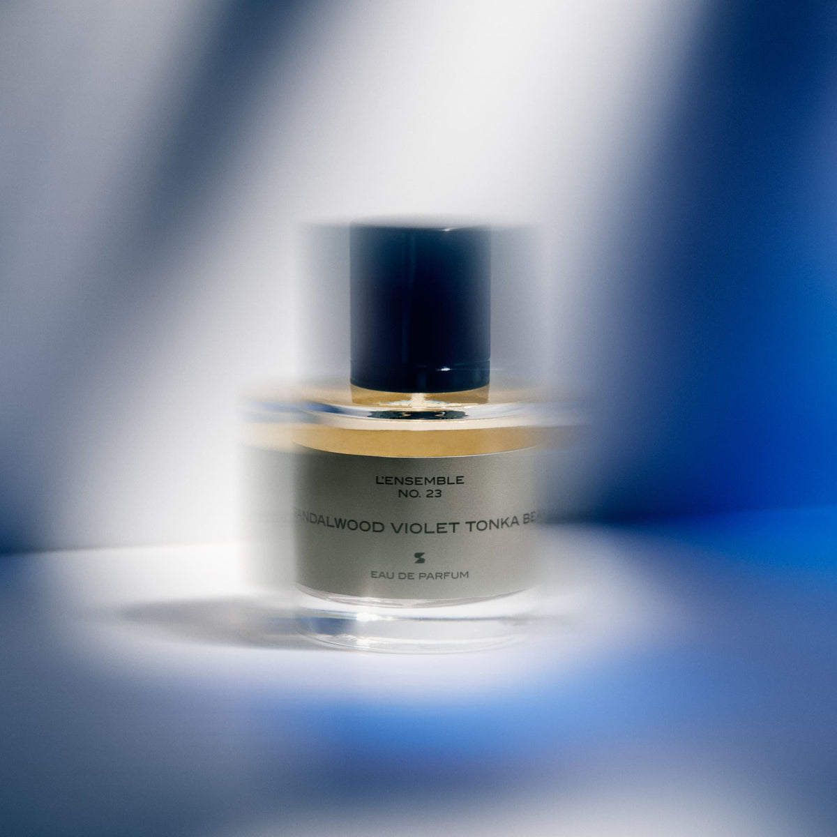 L’ensemble Nº23 Sandalwood Violet Tonka Bean