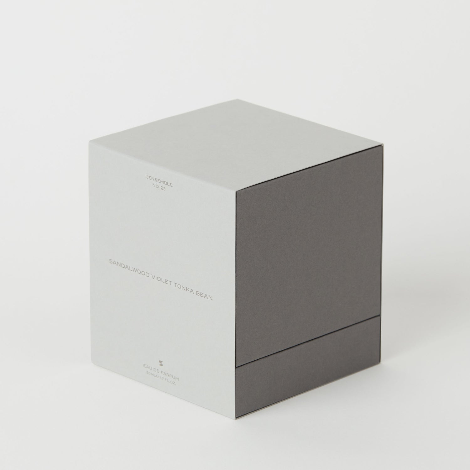 L’ensemble Nº23 Sandalwood Violet Tonka Bean