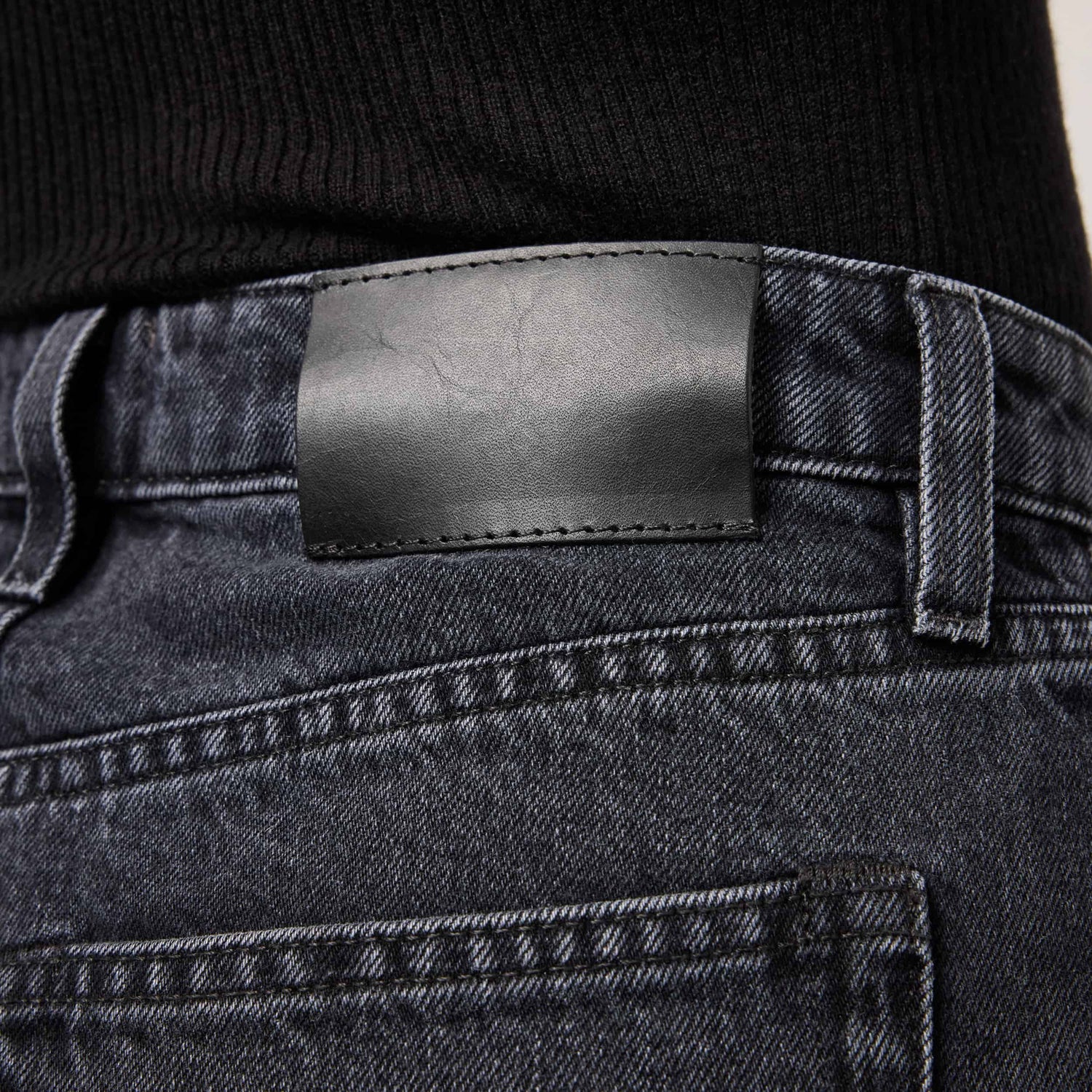 Women's High-Waisted Straight-Leg Denim