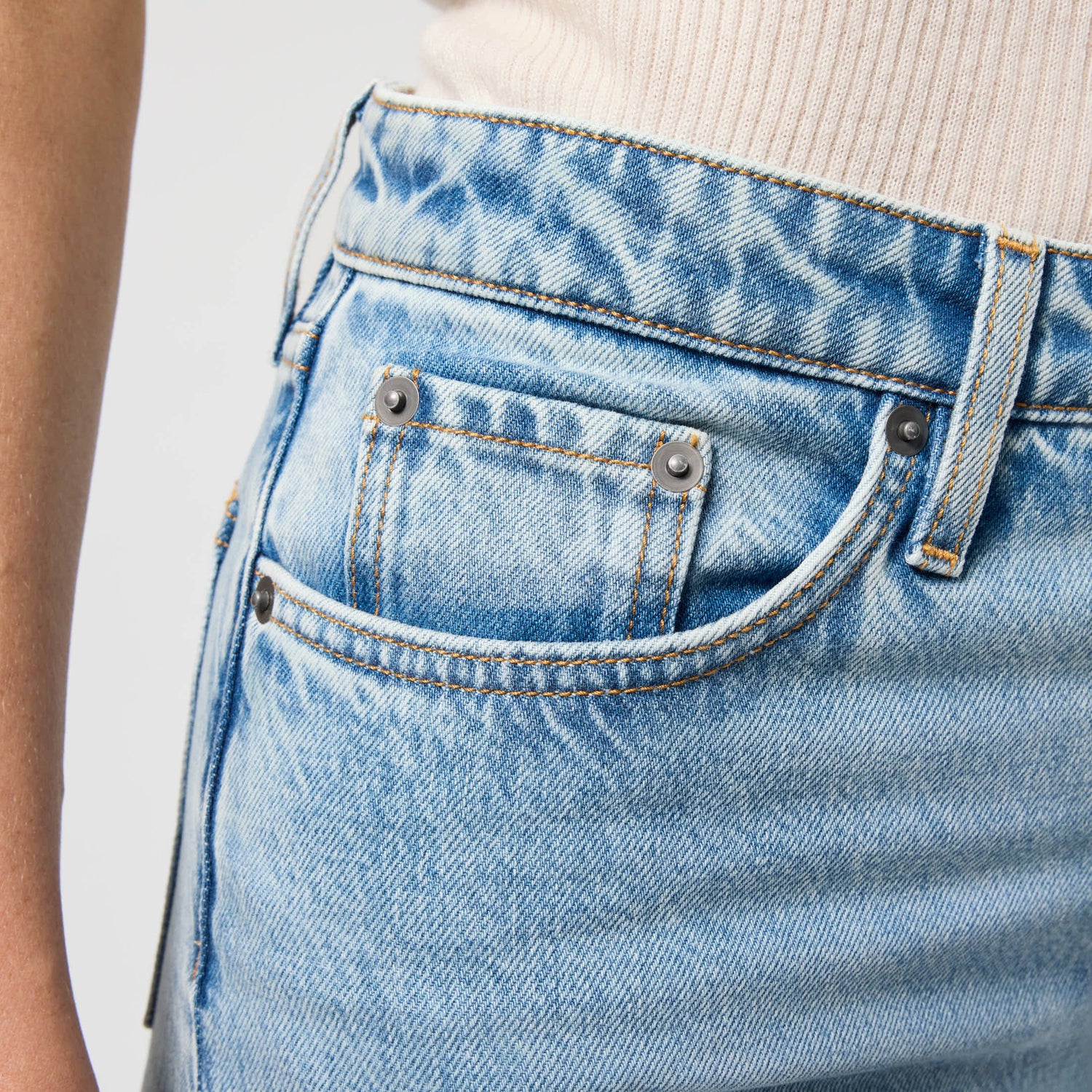 Women's Wide Fit Cropped Denim