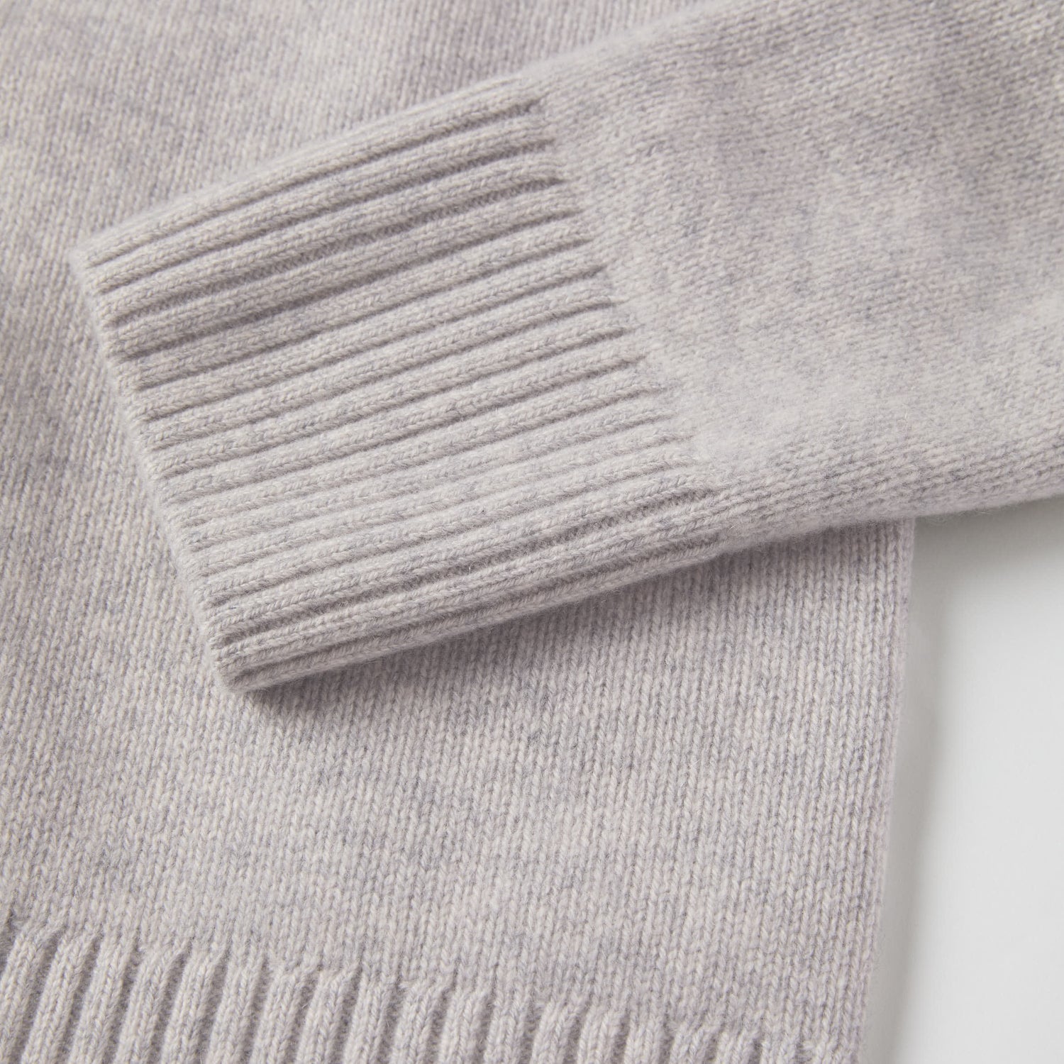 Women's Relaxed Cashmere V-Neck Sweater