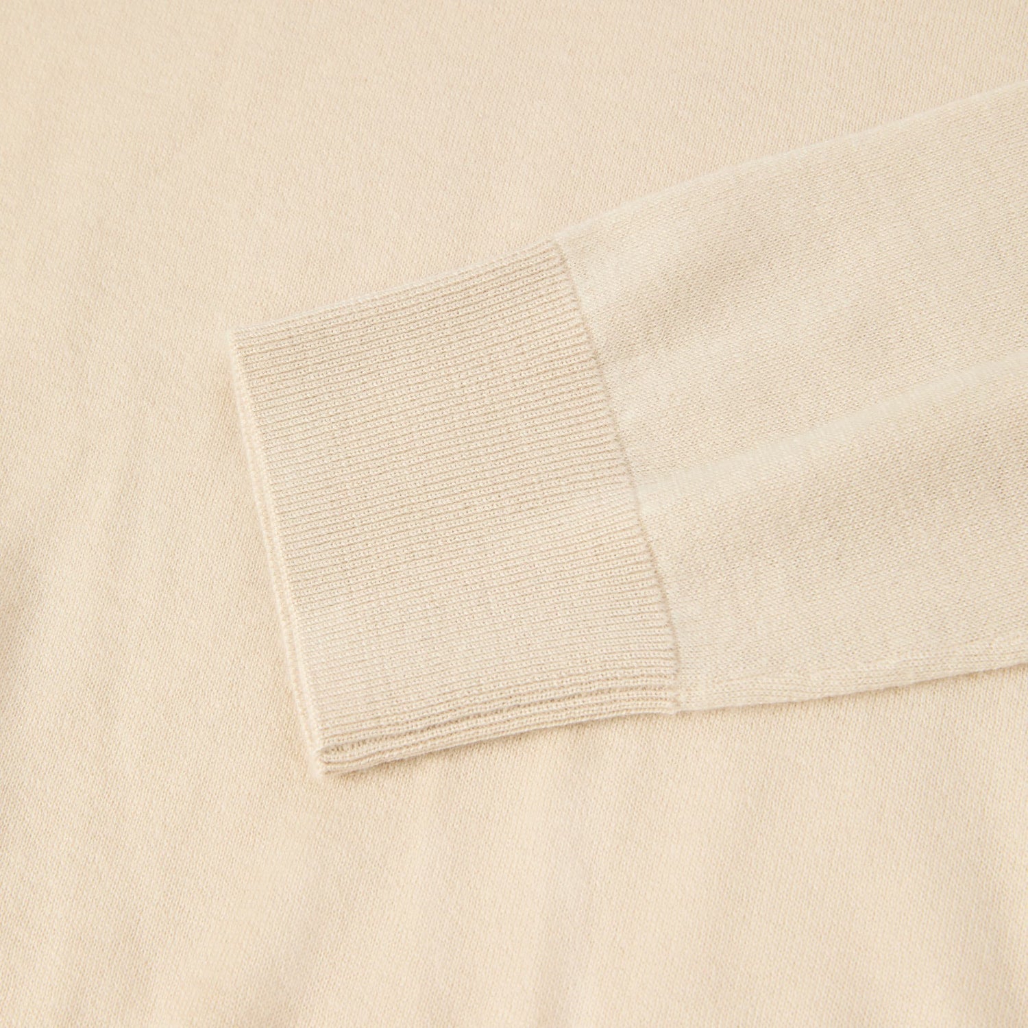 Women's Fine-Knit Cashmere V-Neck Sweater