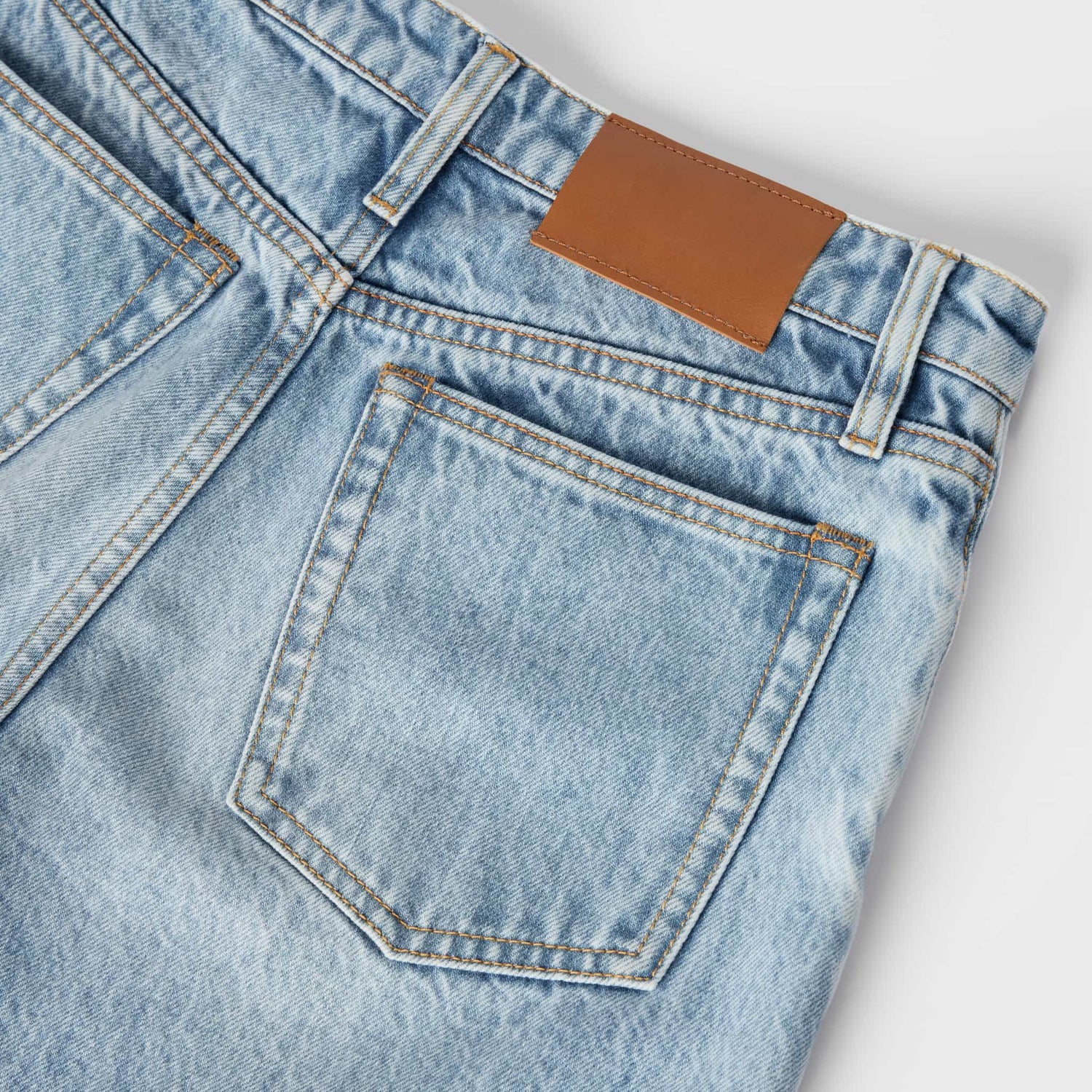 Women's Wide Fit Cropped Denim