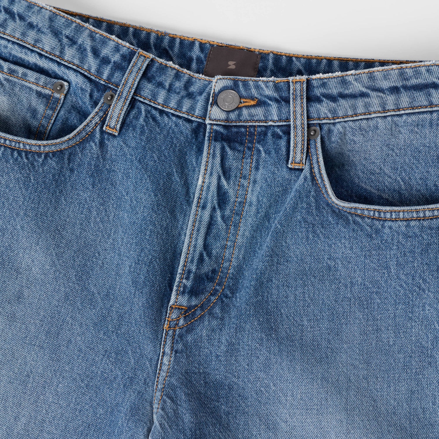 Women's Mid-Waist Wide Fit Denim