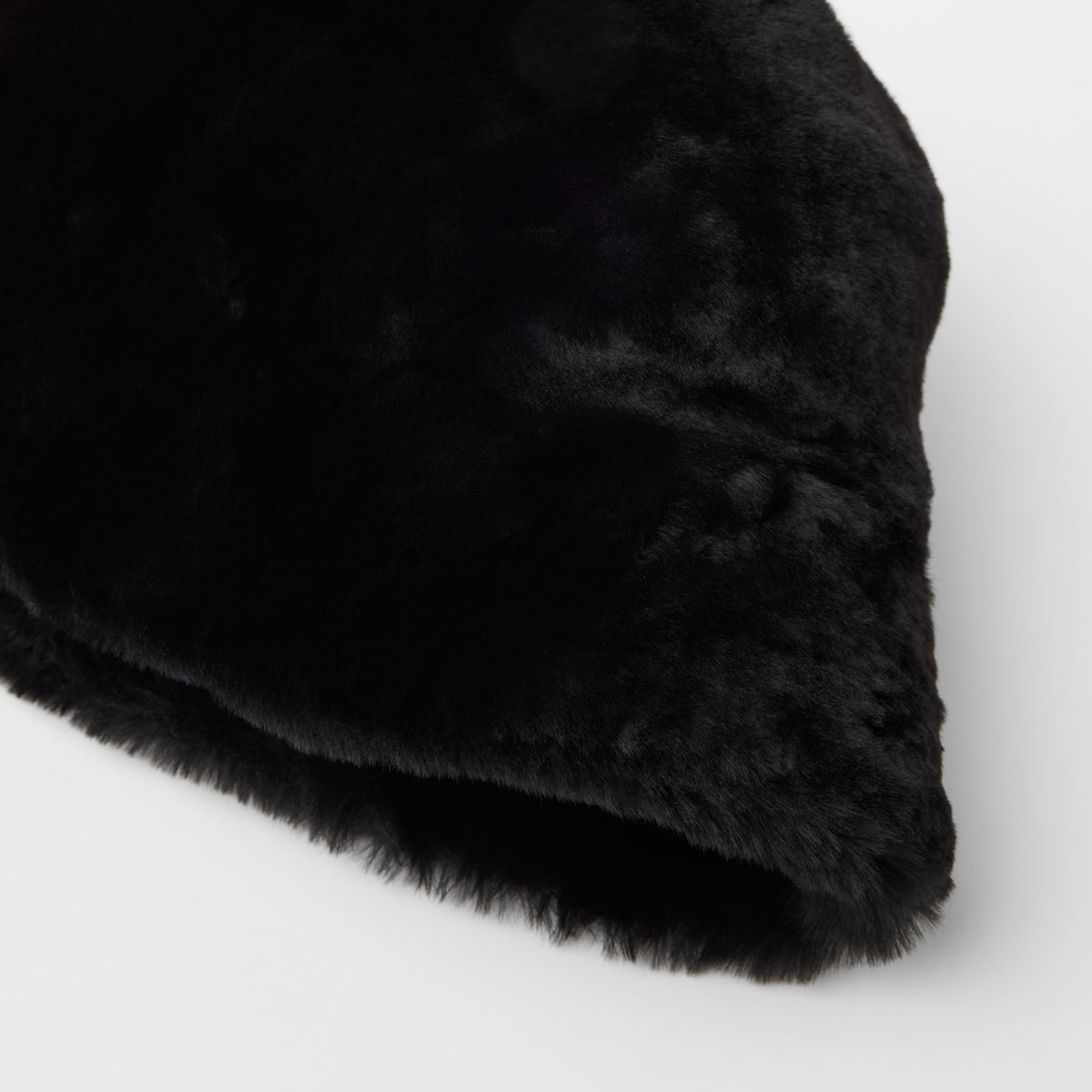 Women's Soft Combed Shearling Hat