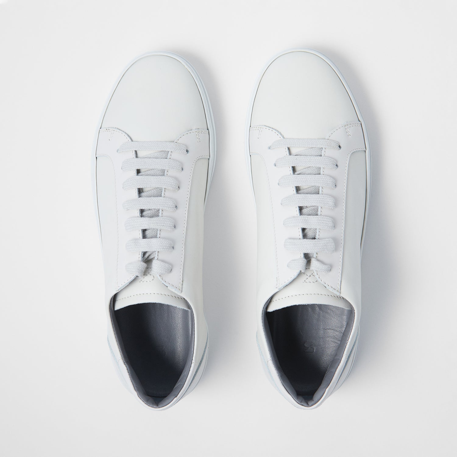 Court Calfskin Sneaker Junior