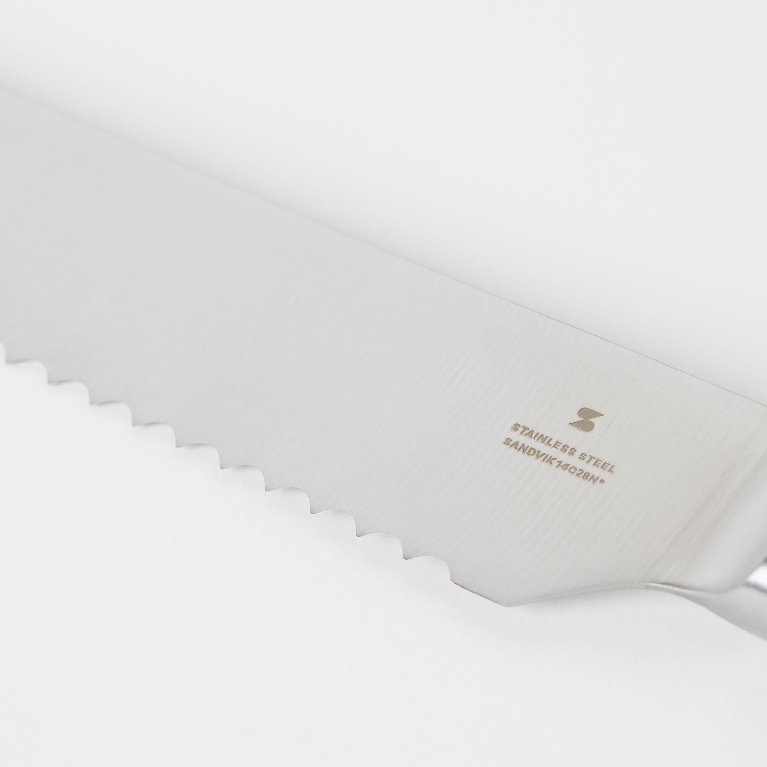 Bread Knife 23 cm