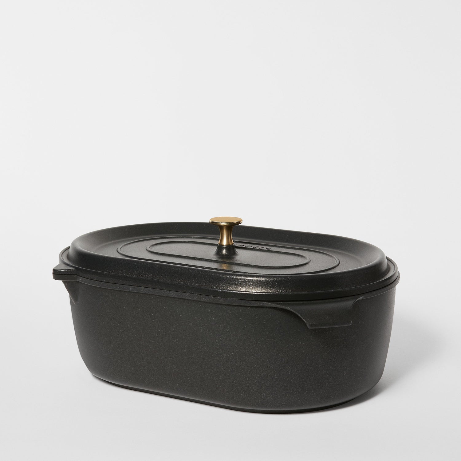 Hand Cast Aluminium Pot With Lid