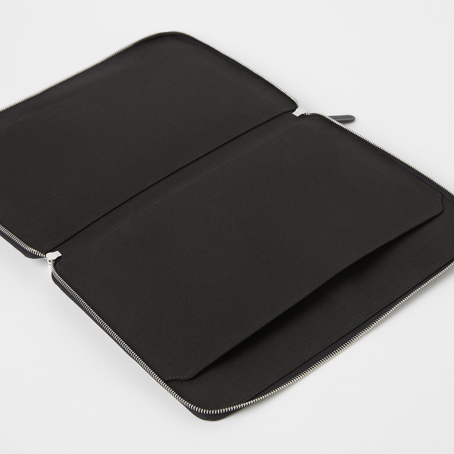 Full-Grain Leather Laptop Case