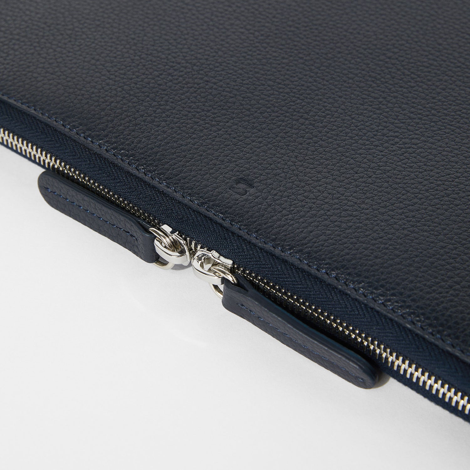 Full-Grain Leather Laptop Case