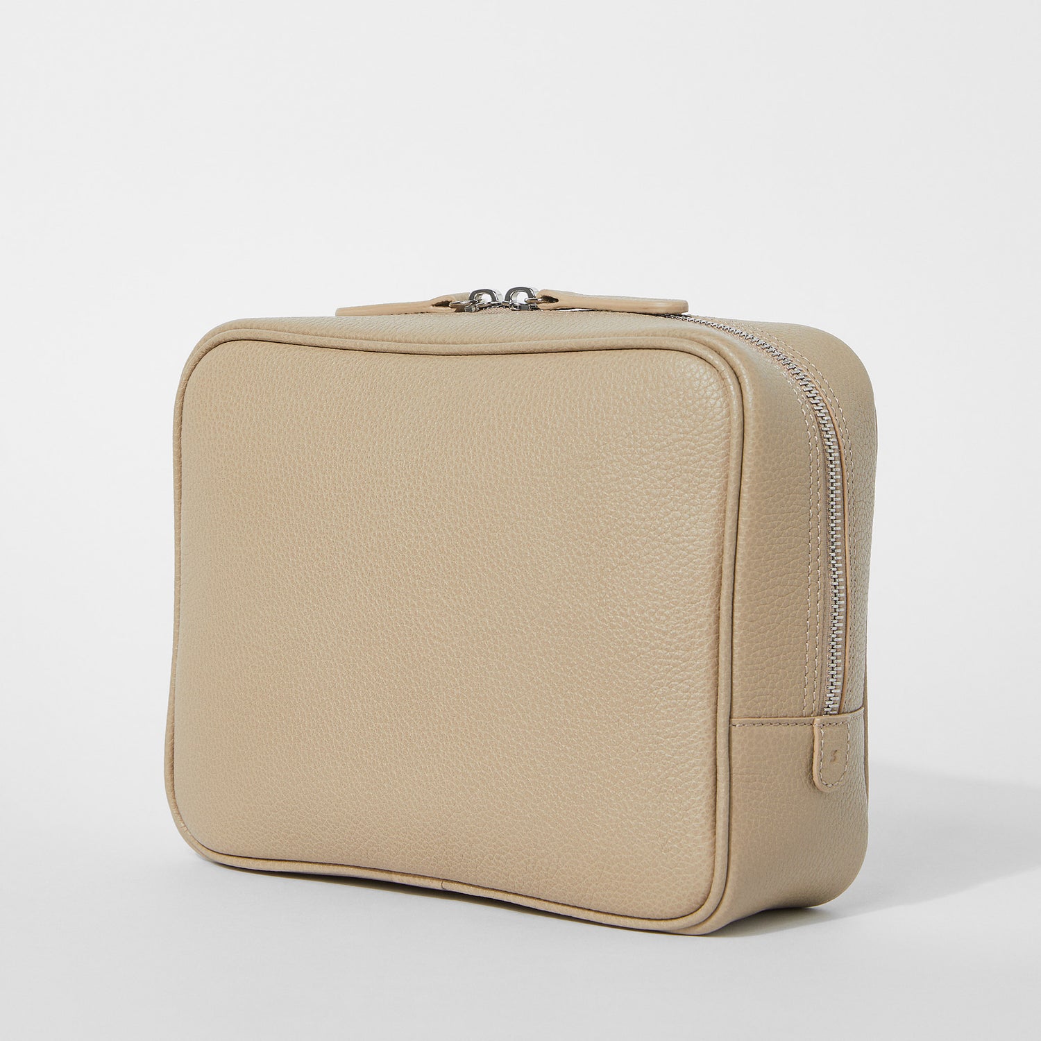 Full-Grain Leather Toiletry Bag