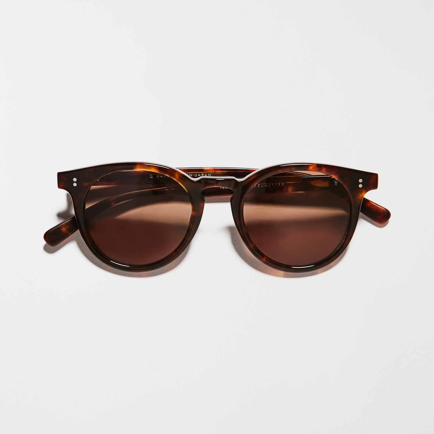 Illetes Round Acetate Sunglasses