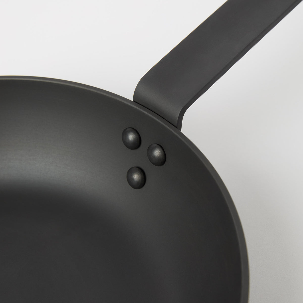 Carbon Steel Frying Pan | Light & Durable | Expert Design – Singular ...