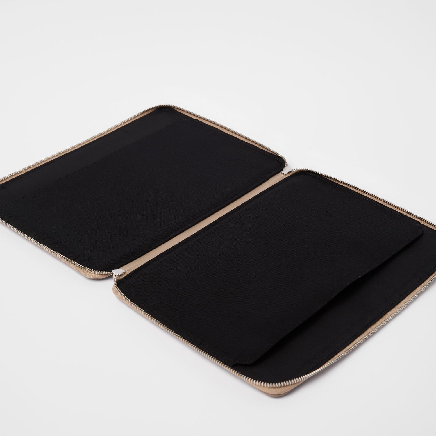 Full-Grain Leather Laptop Case