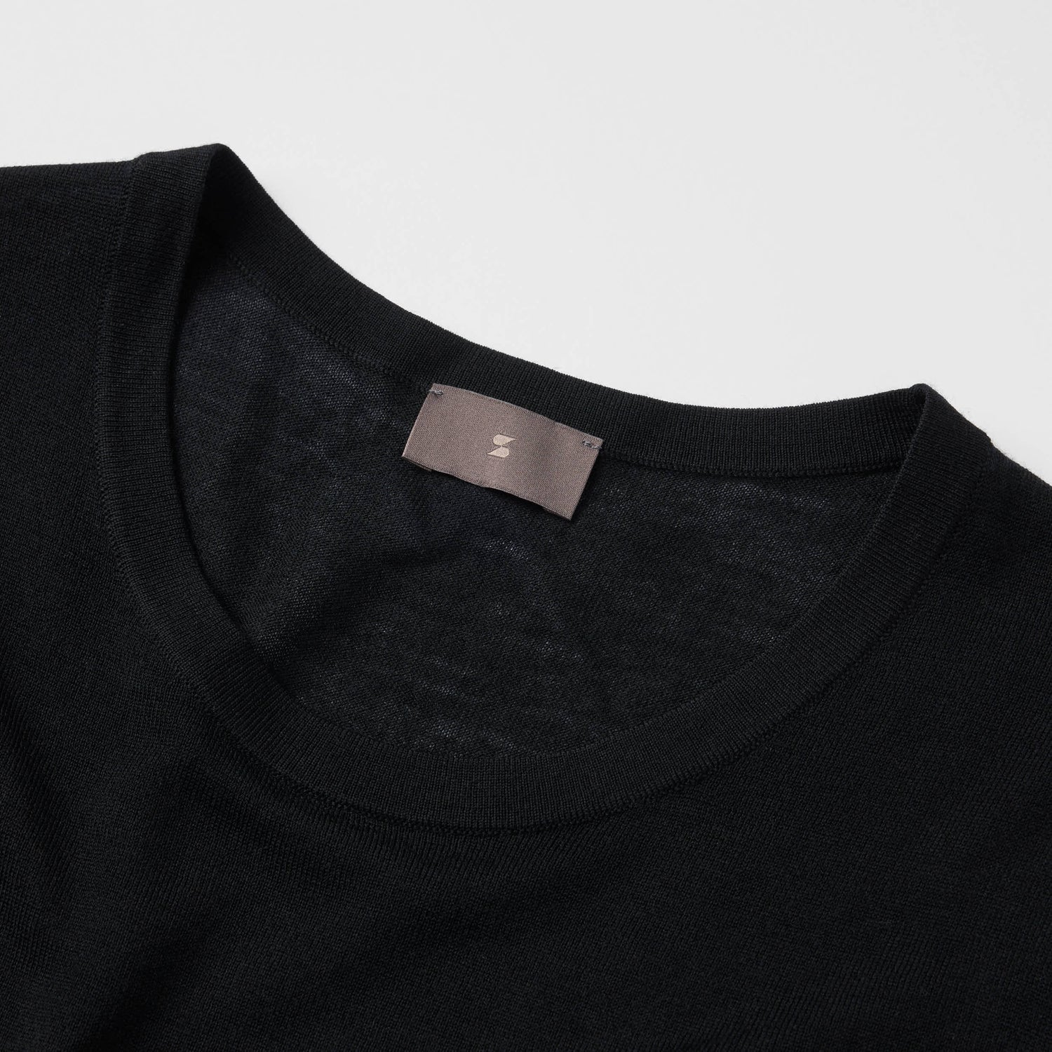 Women's Thin Merino Knitted Top
