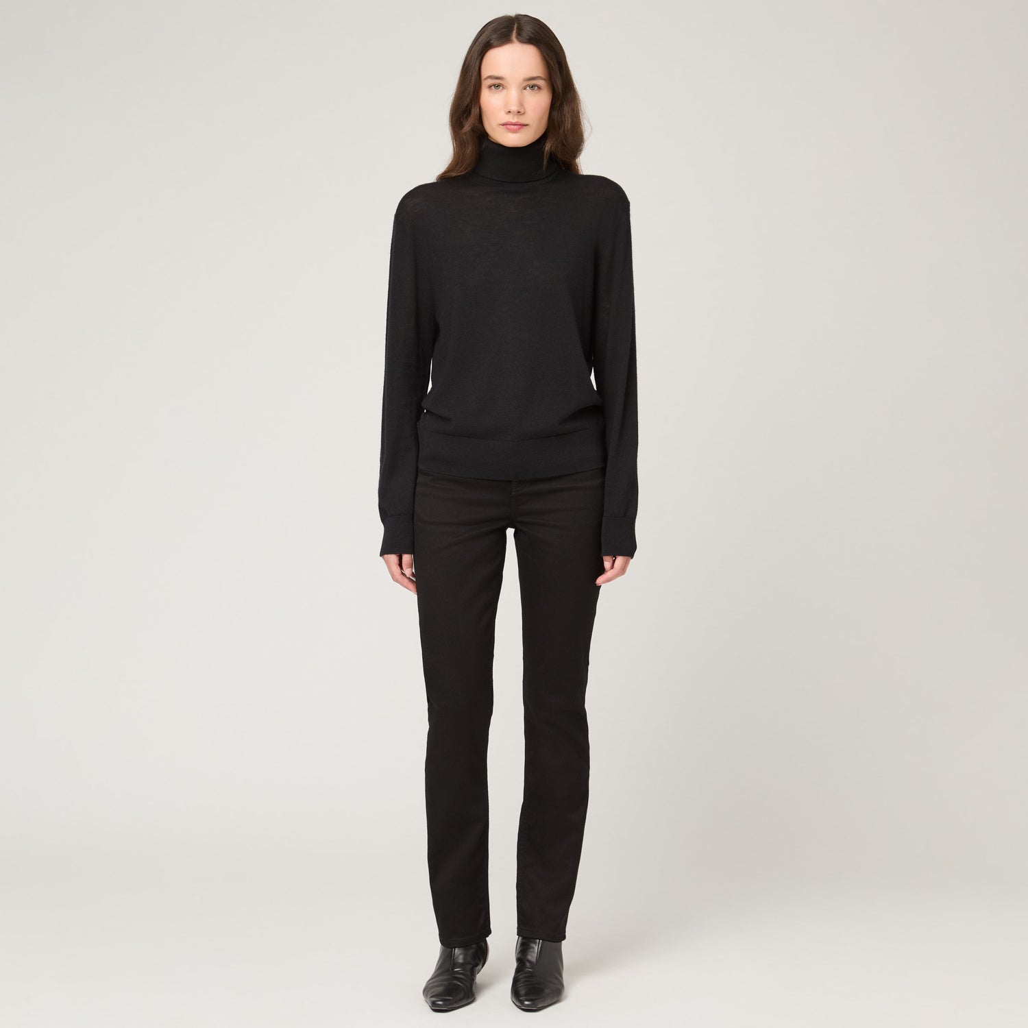 Women's Fine-Knit Cashmere Turtle Neck Sweater