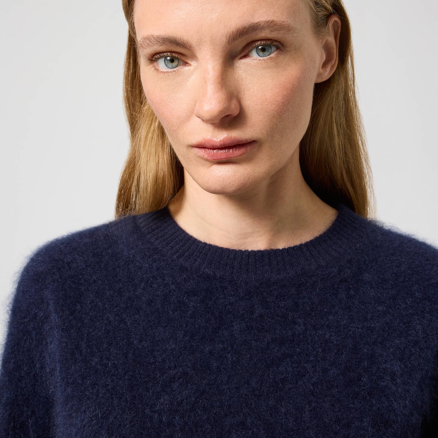 Women's Brushed Cashmere Crewneck Sweater