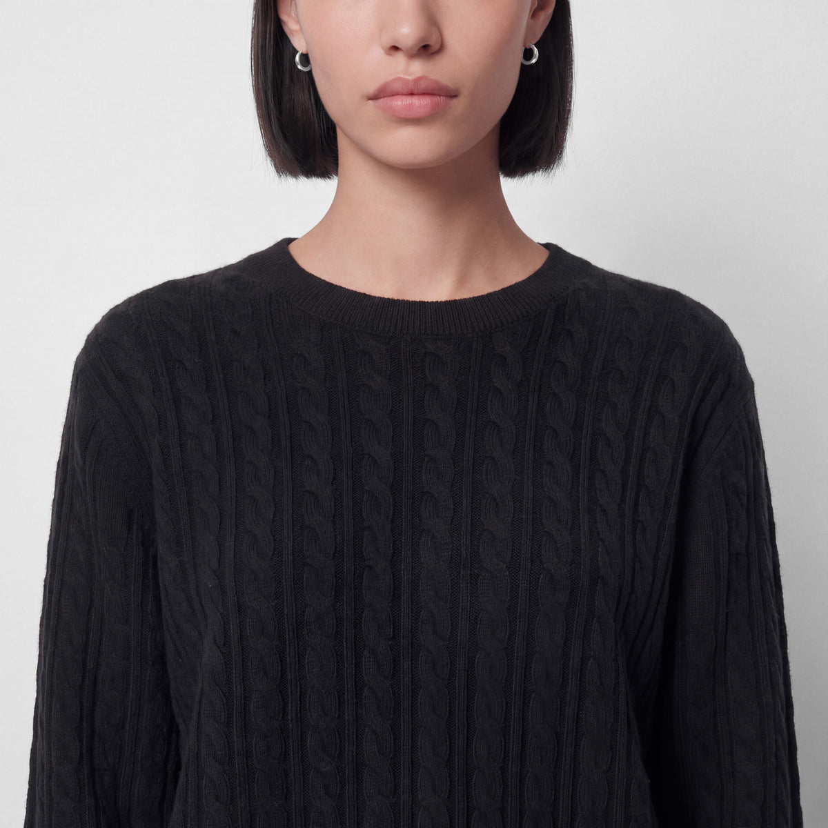 Women's Cashmere Cable Knit Sweater