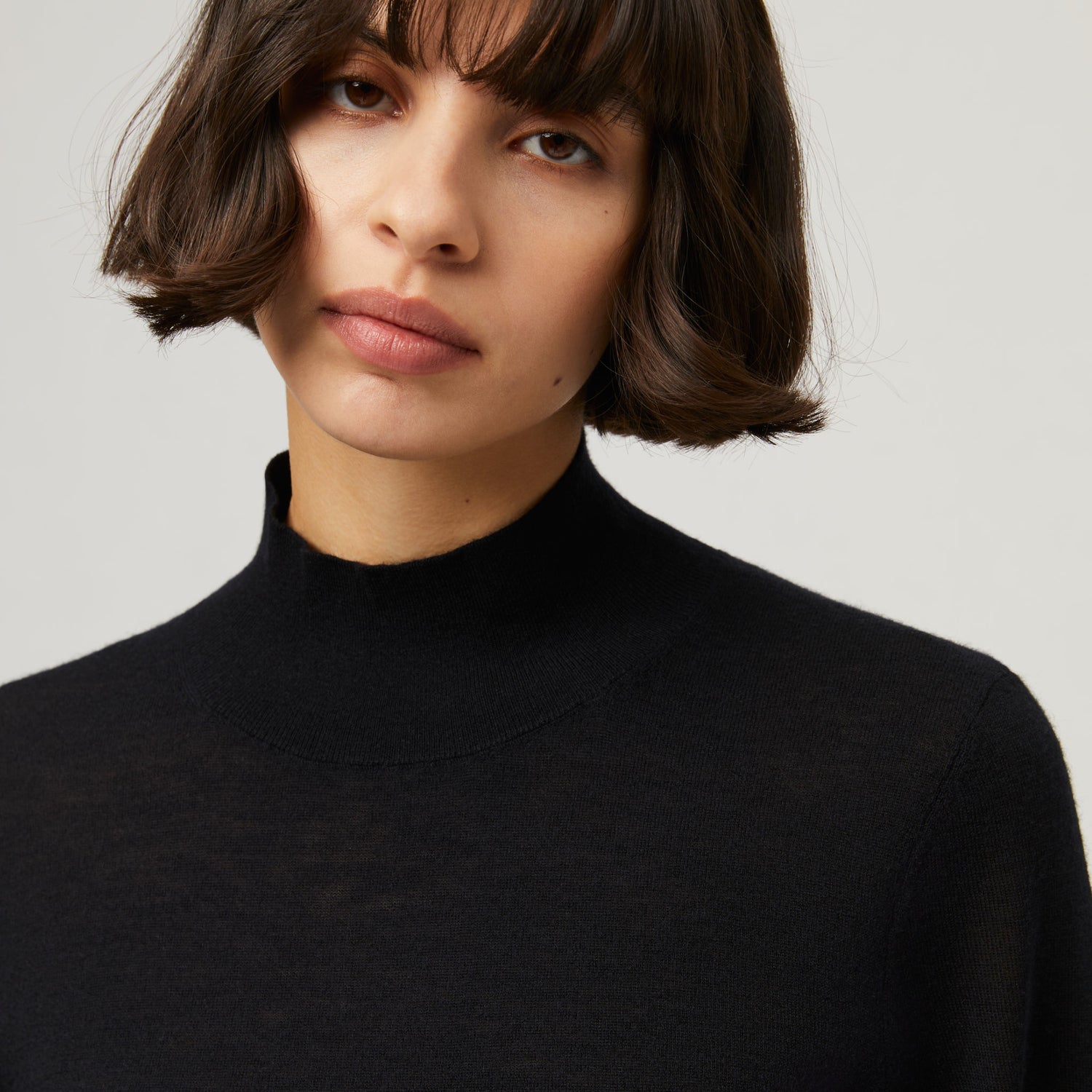 Women's Fine Knit Cashmere High Neck Sweater