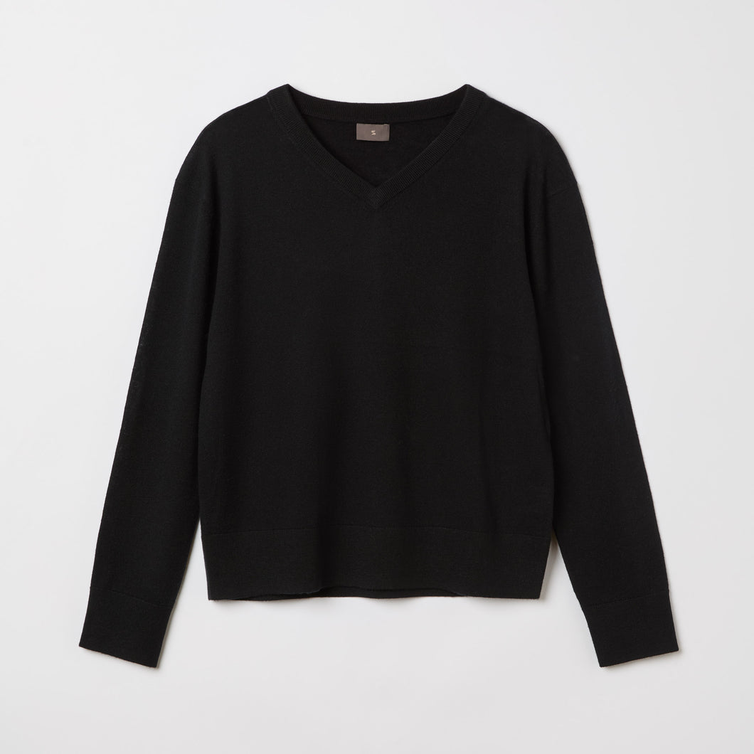 Women's Fine-Knit Cashmere V-Neck