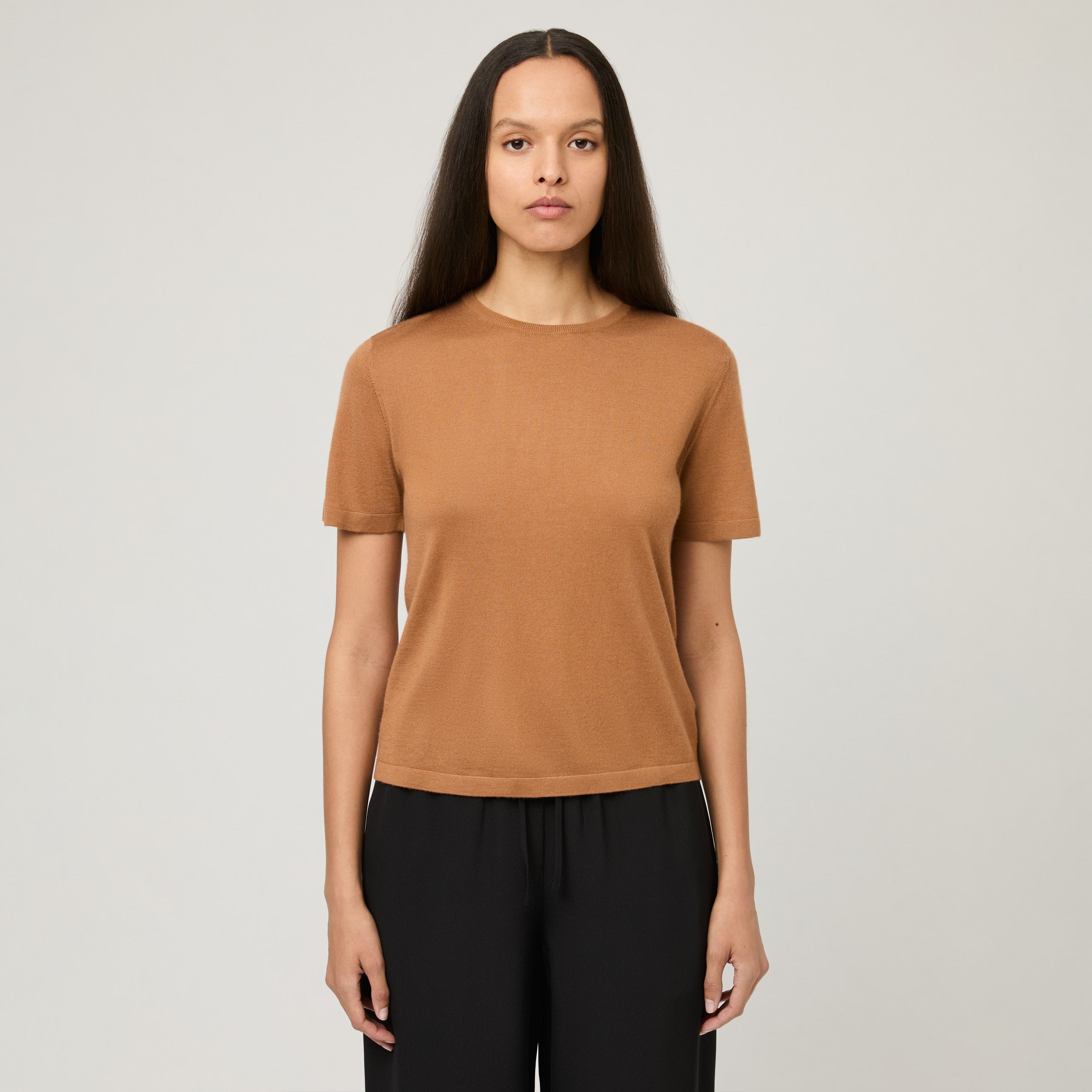 Women's Lightweight T-Shirt - Cashmere - Singular Society