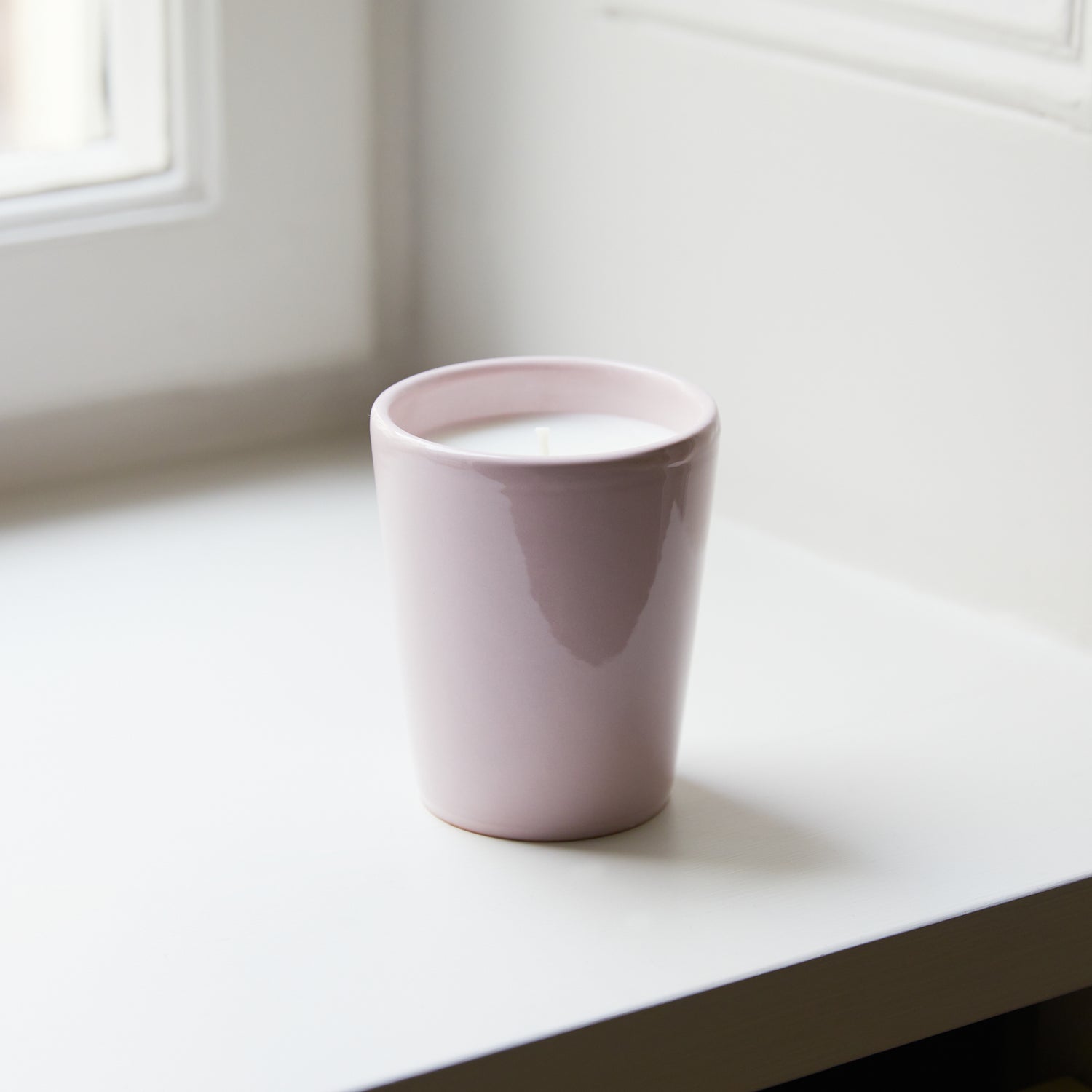 Scented Candle Sandalwood Amber Lily