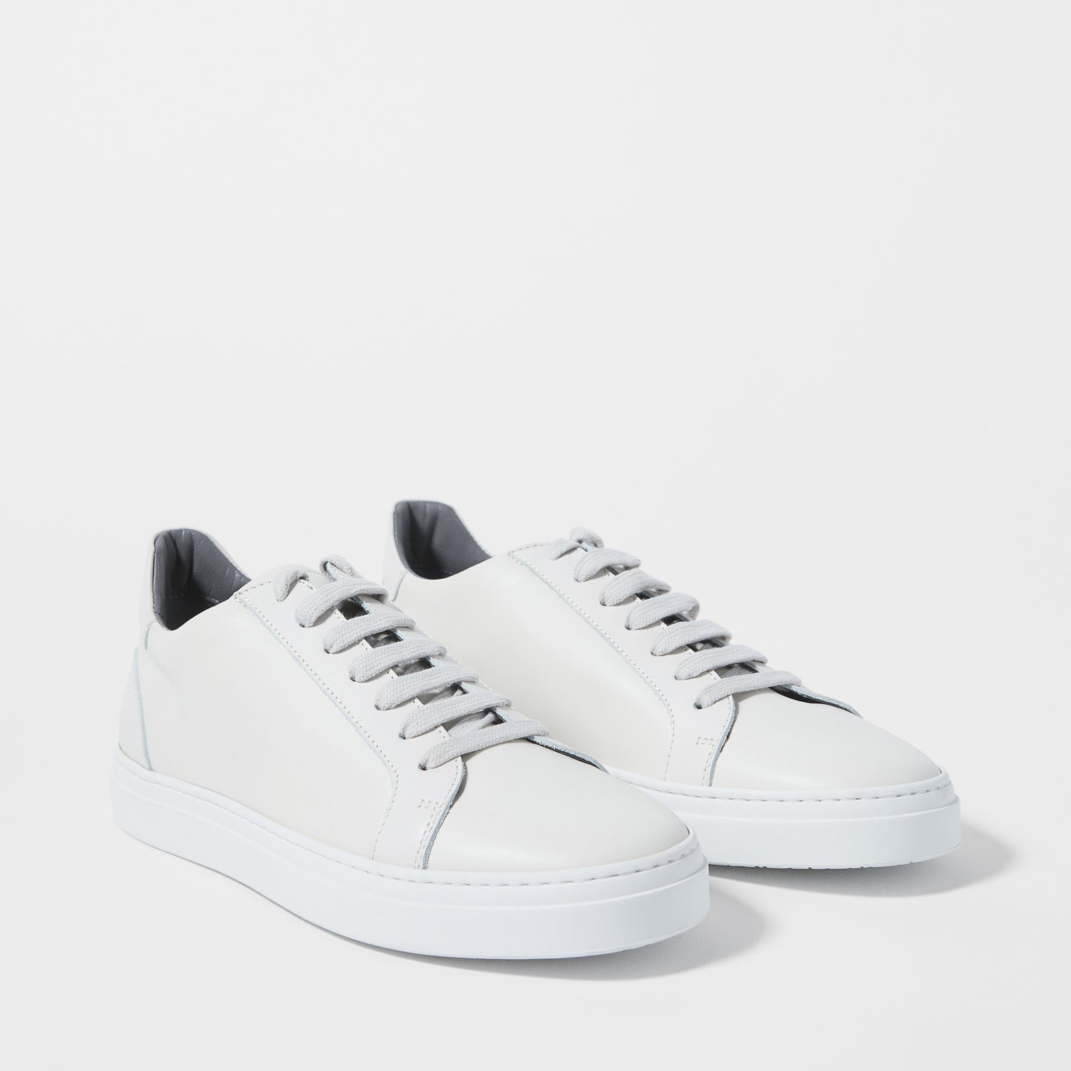 Court Calfskin Sneaker Junior