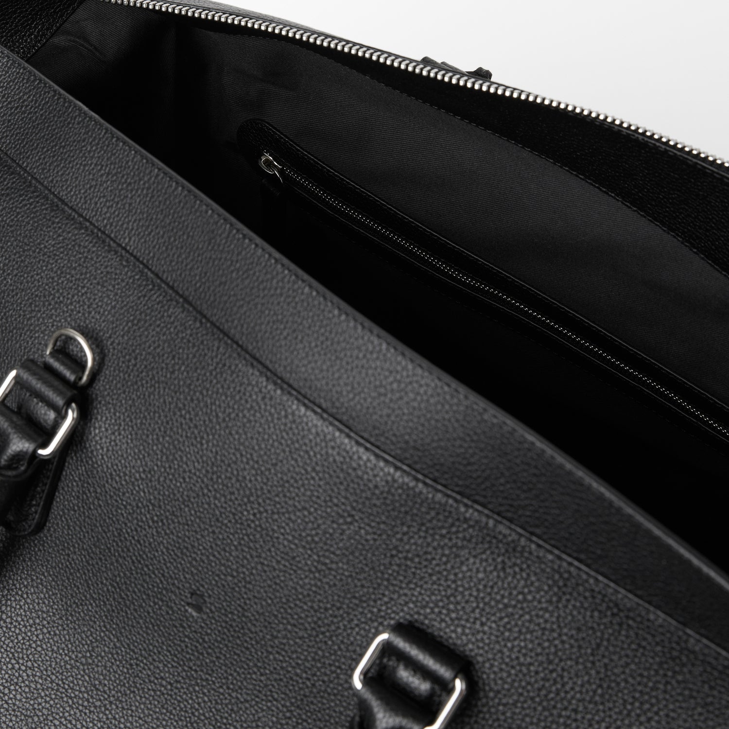 Full-Grain Leather Weekend Bag