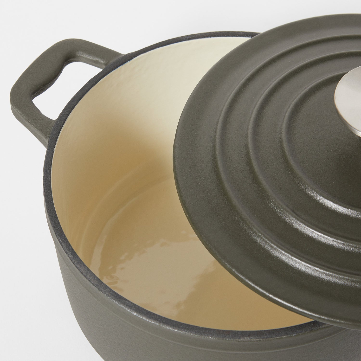 Enamelled Casserole Pot 2.4L