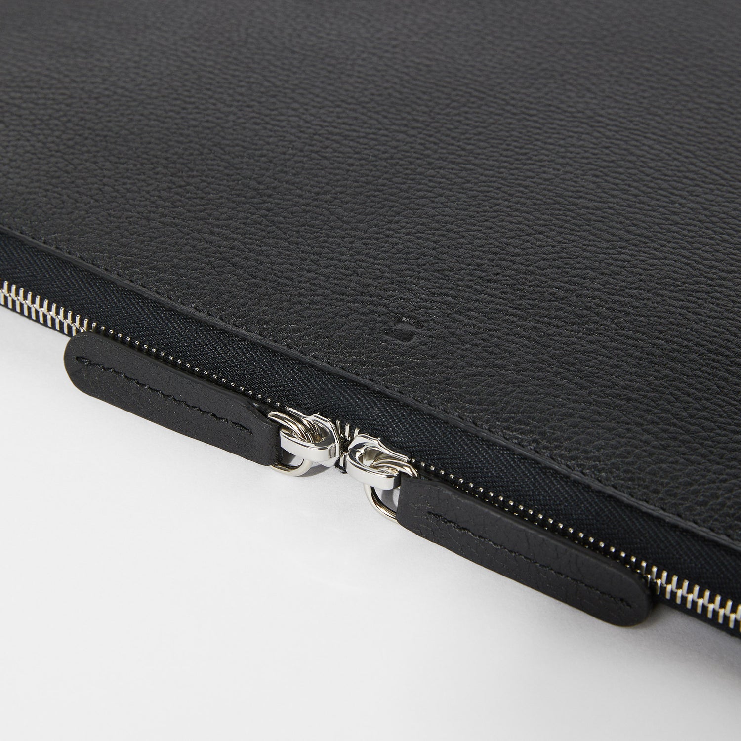 Full-Grain Leather Laptop Case
