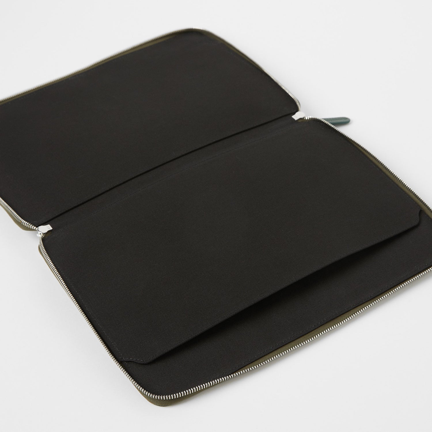 Full-Grain Leather Laptop Case