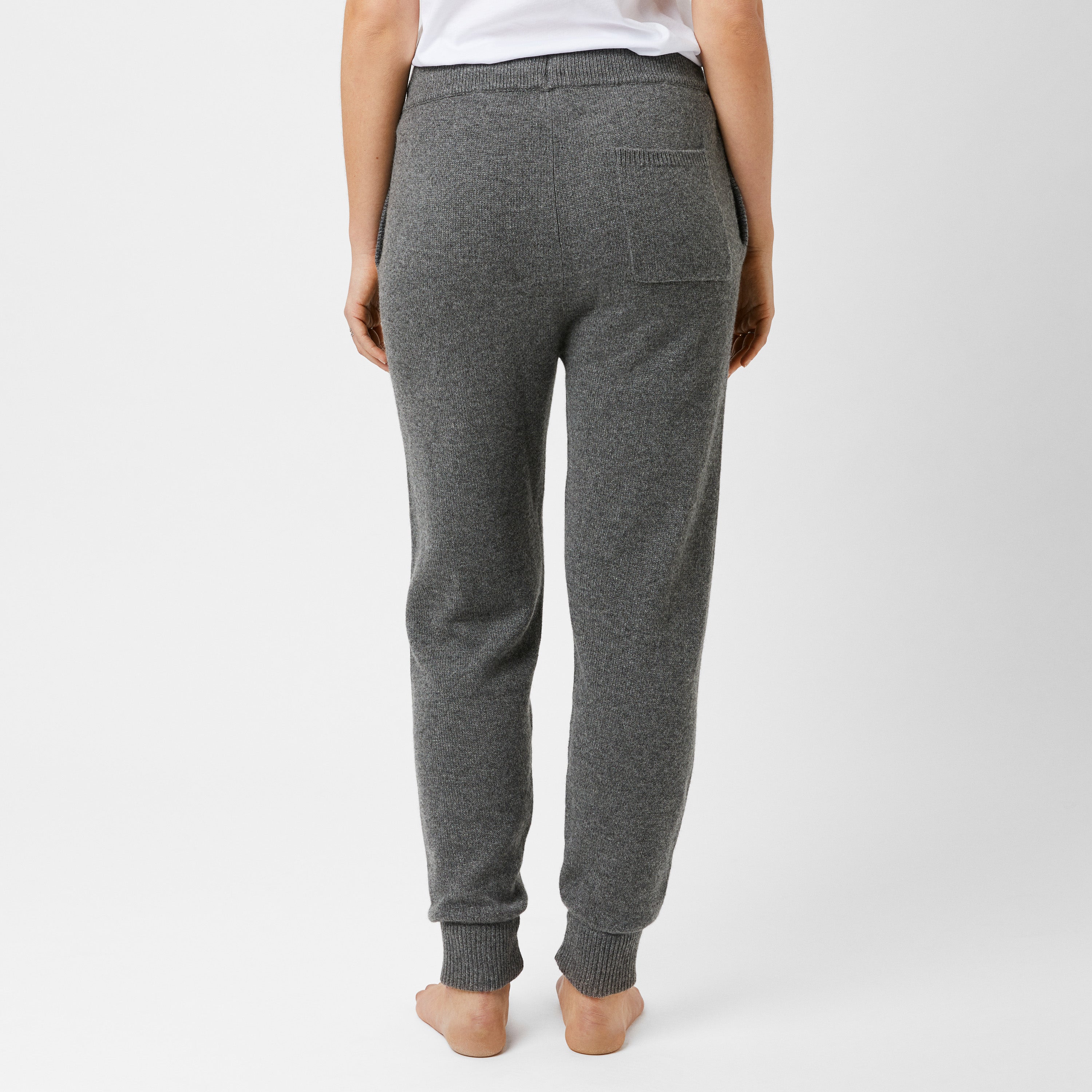 Trend of the season jogger style Hailey 100%cashmere – Oats Cashmere